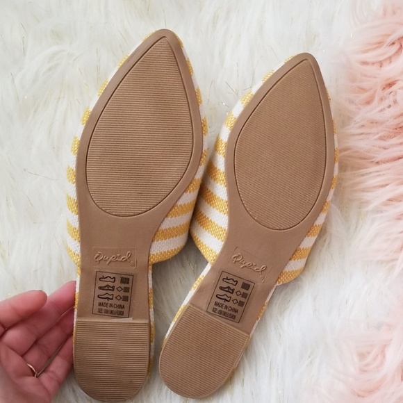 🔴5/$25 Yellow and White Striped Mules - Picture 6 of 7